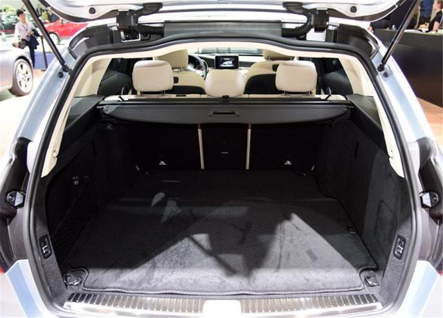 奔驰c旅海外,奔驰16年c旅