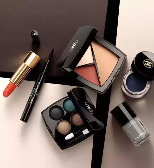 香奈儿2015年爆款,2023年香奈儿邂逅香水新款