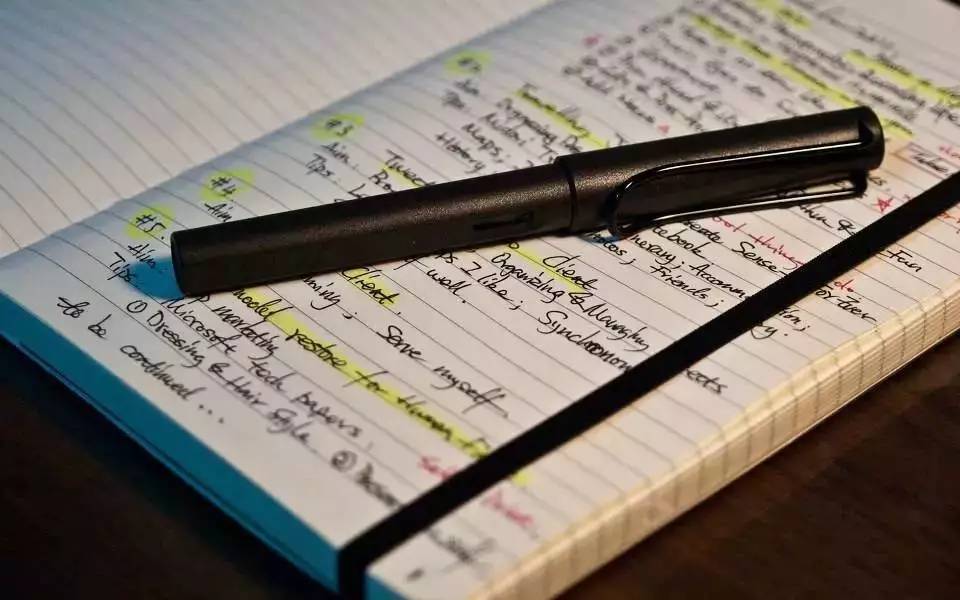 lamy钢笔黄鸭,lamy钢笔广告