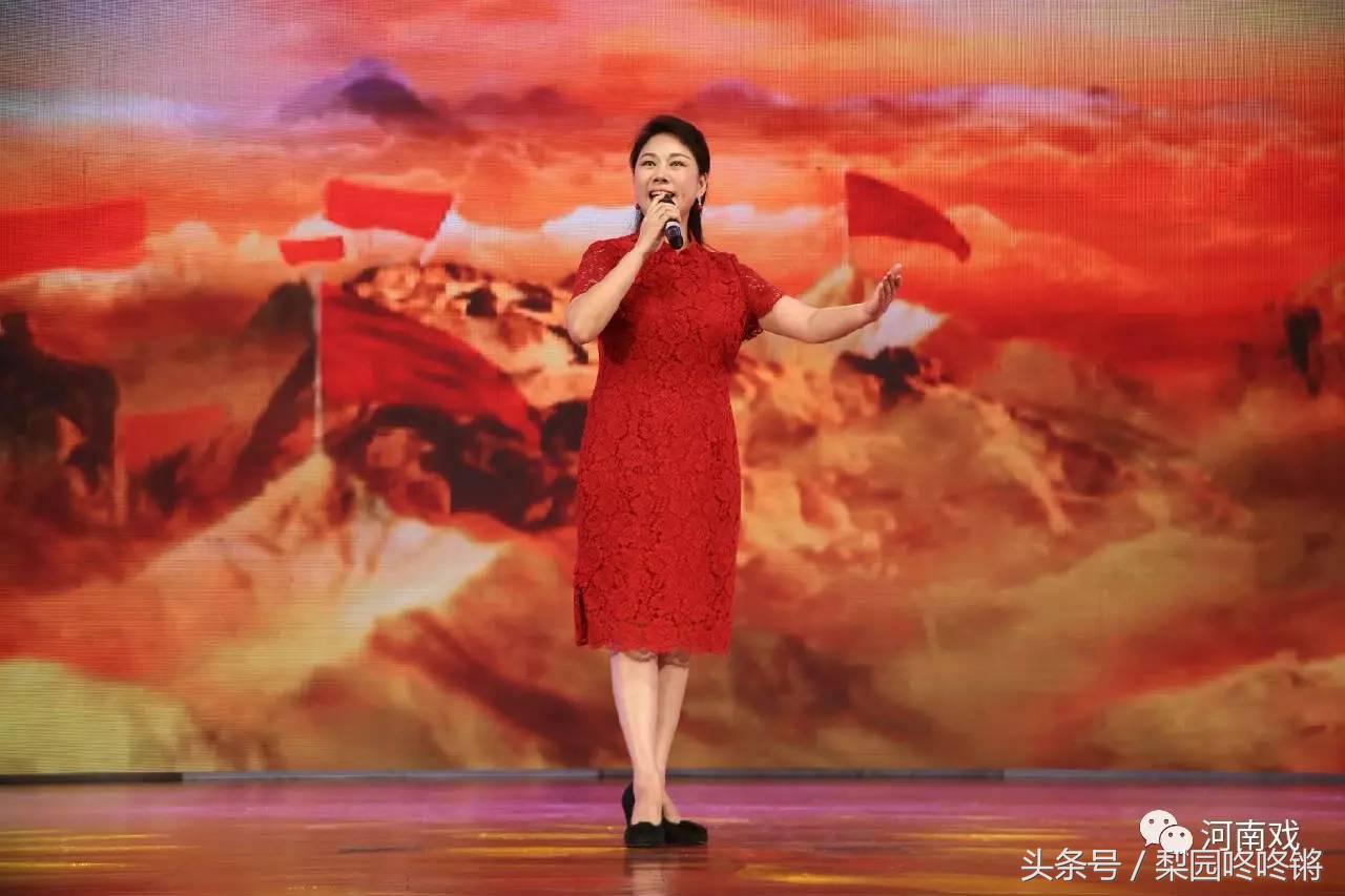 笑星张晓英戏曲小品全集,张晓英戏曲小品大全搞笑版