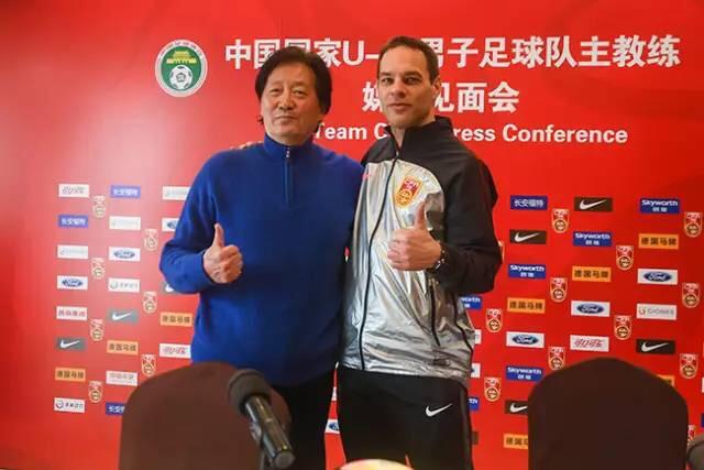 贾秀全正式挂帅U19国青队年轻人快来跟着贾指导好好学习