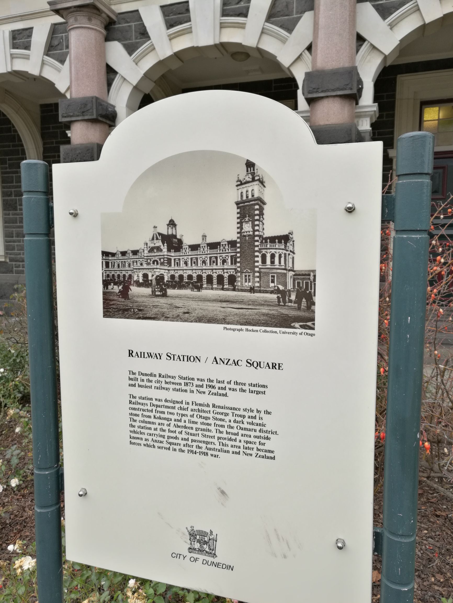 新西兰但尼丁城市介绍,新西兰哪个城市比较宜居