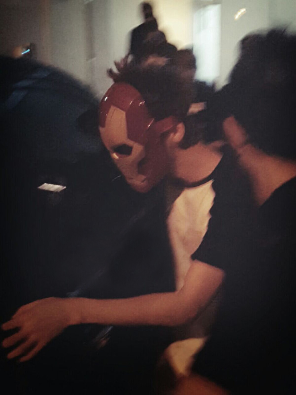 鹿晗钢铁侠,蒙面唱将鹿晗摘下面具是哪一期