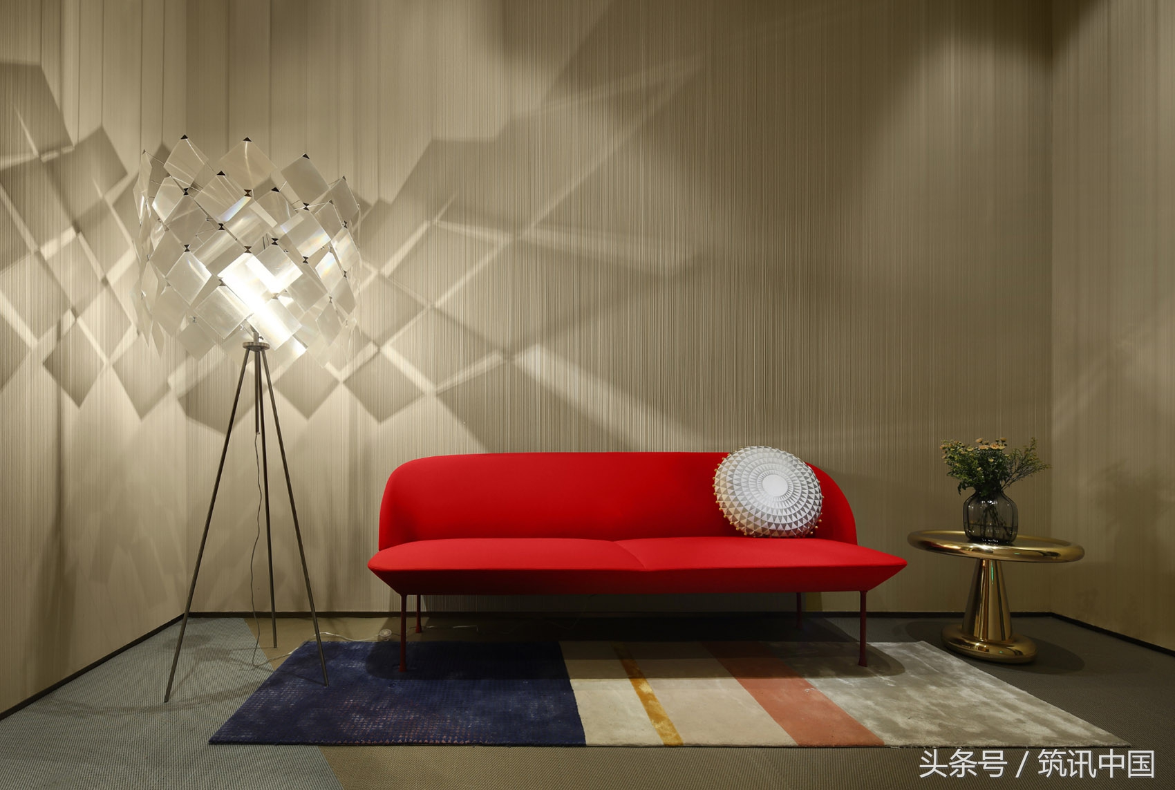 筑讯设计：将“凉亭”置入洽谈区的销售中心——东莞鼎峰悦境