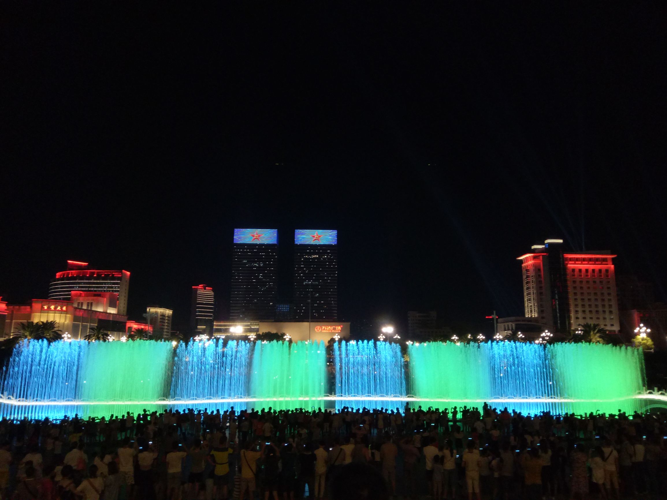 南昌八一广场改造花了多少钱,南昌市八一广场改造工程