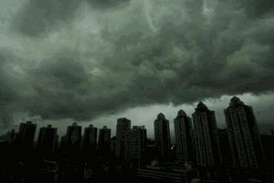 暴雨天家里怎么防雷电安全,多发雷雨怎么防雷电