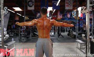 练宽肩膀的背部训练,练宽肩膀和手臂