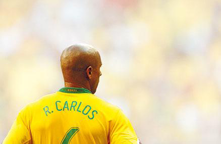 在每一个不眠的夜里,在每个孤独的深夜陪伴你