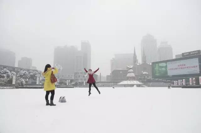 宁波天一广场有标志性的建筑吗,宁波最繁华的天一广场
