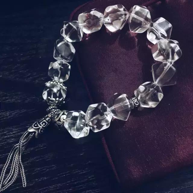 亮瞎了眼是什么意思,各类宝石的意义和功效