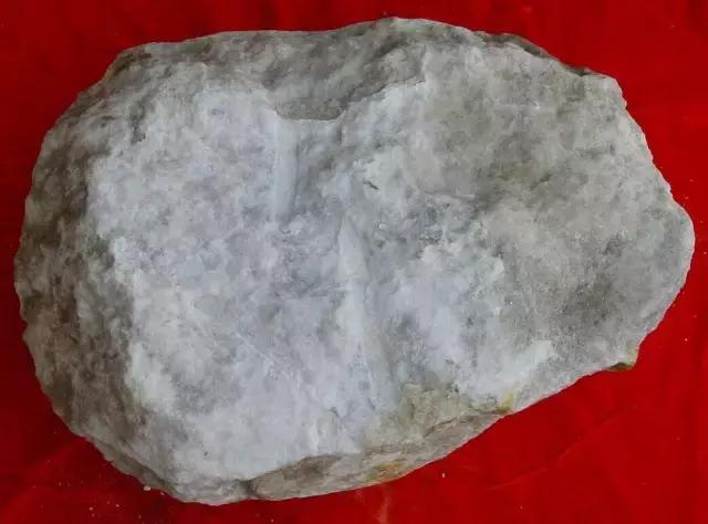 亮瞎了眼是什么意思,各类宝石的意义和功效