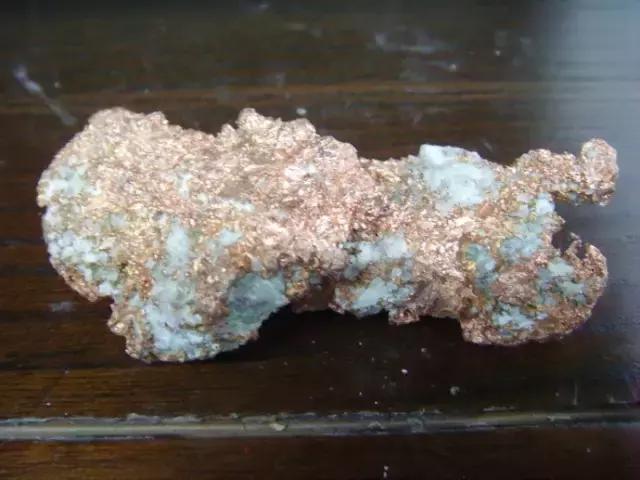 亮瞎了眼是什么意思,各类宝石的意义和功效