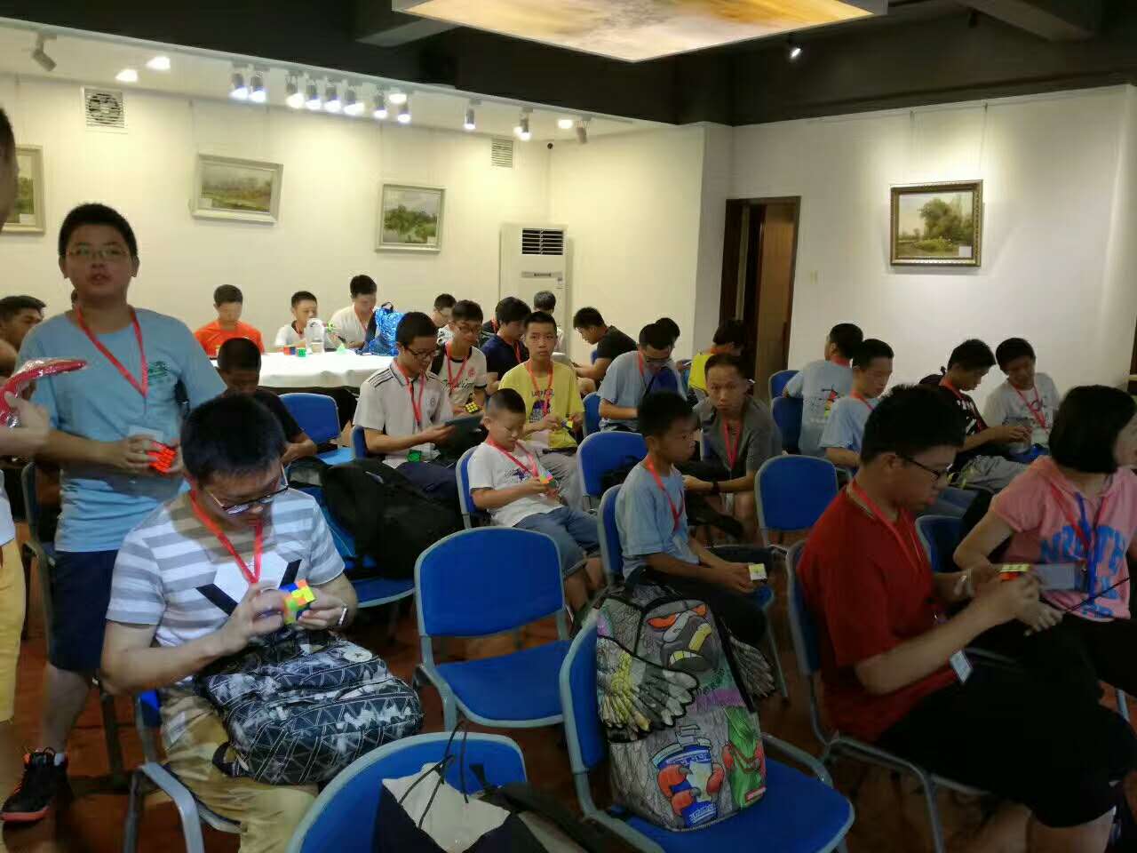 在家怎么快速教会孩子学魔方,快速教会小孩儿学魔方