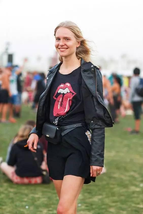 你花1000块买的包，背上却像卖菜的