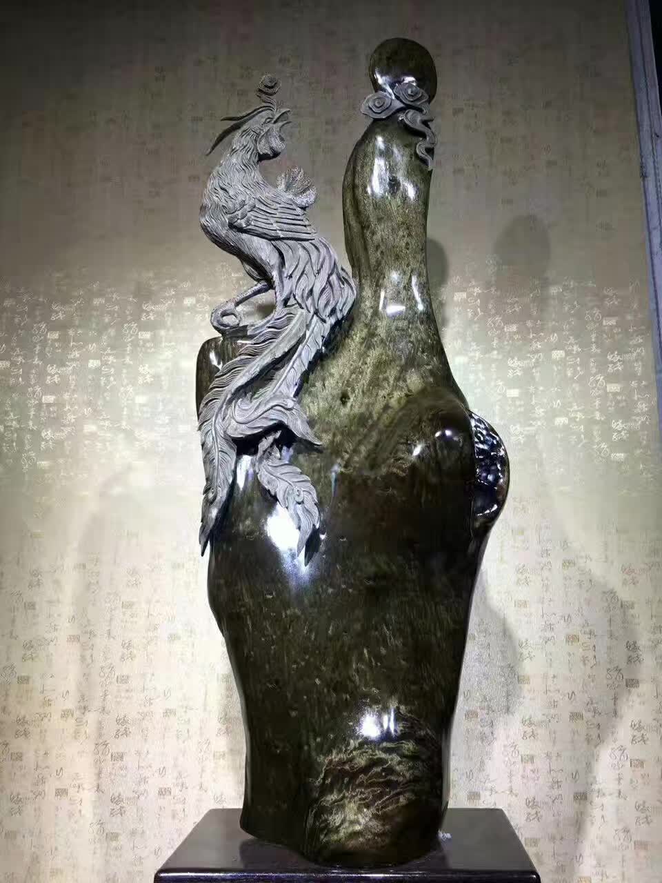 河里发现乌木,水中发现乌木