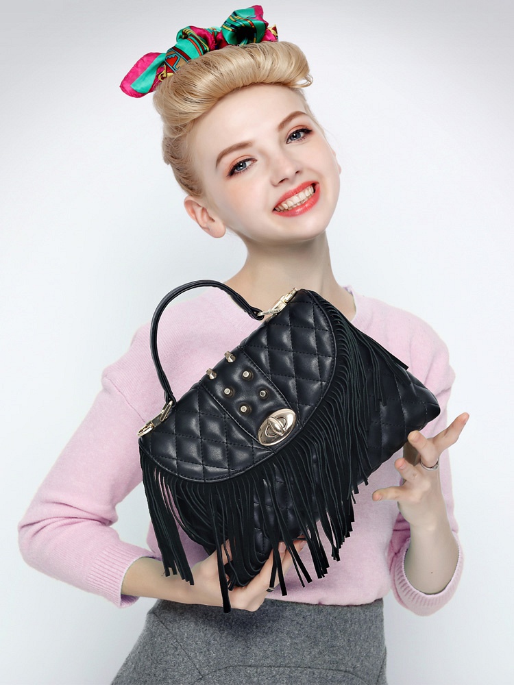 最新款的经典流苏包包,时尚流苏大气上档次包包