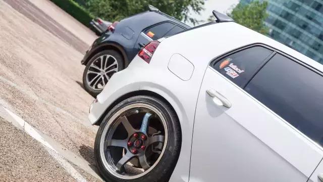 每队G友身边一定有一个伟大的媳妇儿