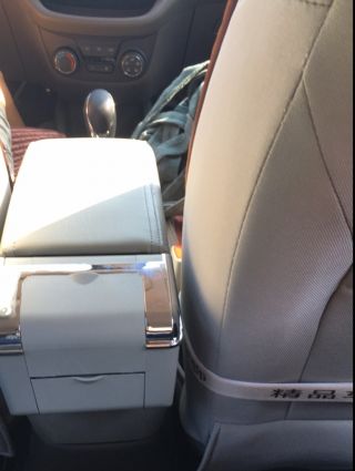 雪佛兰乐风rv自动智行版的配置,雪佛兰乐风rv拆车