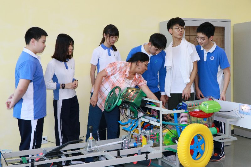 厚德书院:一所定制教育特色高中,做新高考改革的“深圳样本”