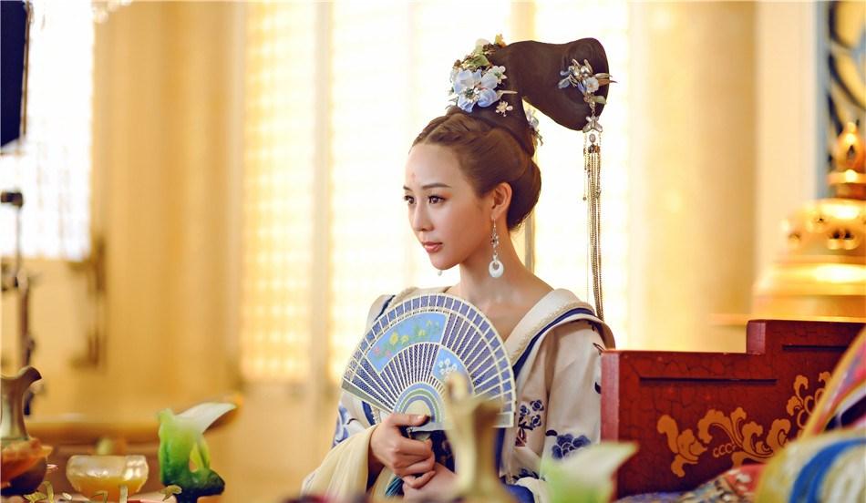 长孙皇后之外唯一被立传的太宗妃，才华横溢，因一首诗而得宠