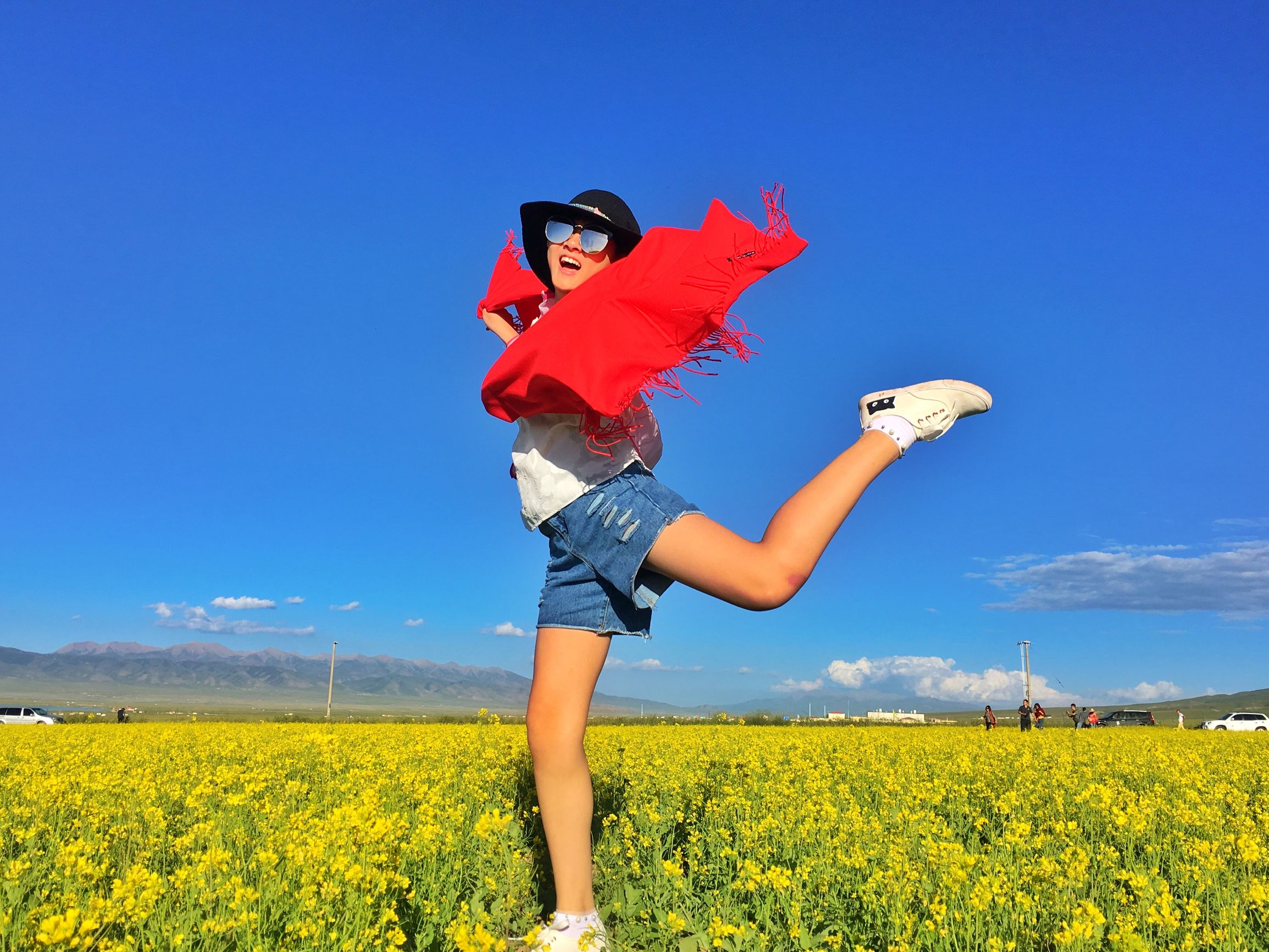 深邃的蓝，梦幻的蓝，是我的青海我的湖