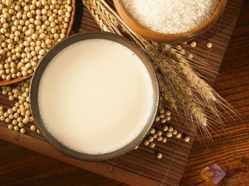 孕前期见红中后期需要注意什么,孕中后期注意事项