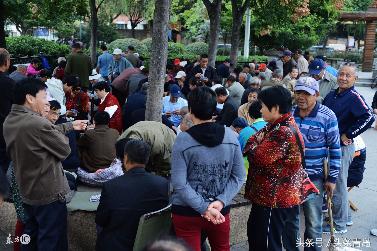 从青岛走出的“打够级”：源自“*革文**”时工人打发时间的小游戏