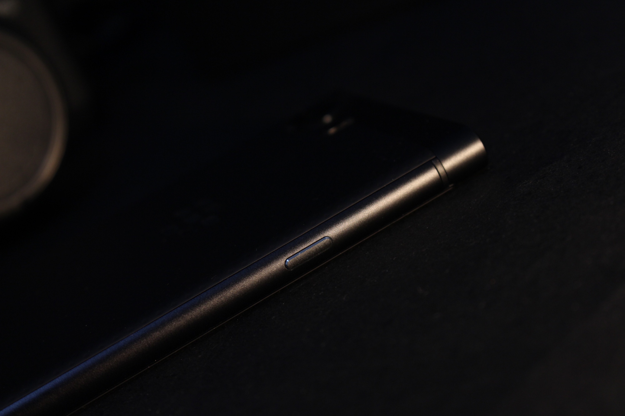 黑莓KeyOne国行上手评测：全键盘情怀的又一次升华