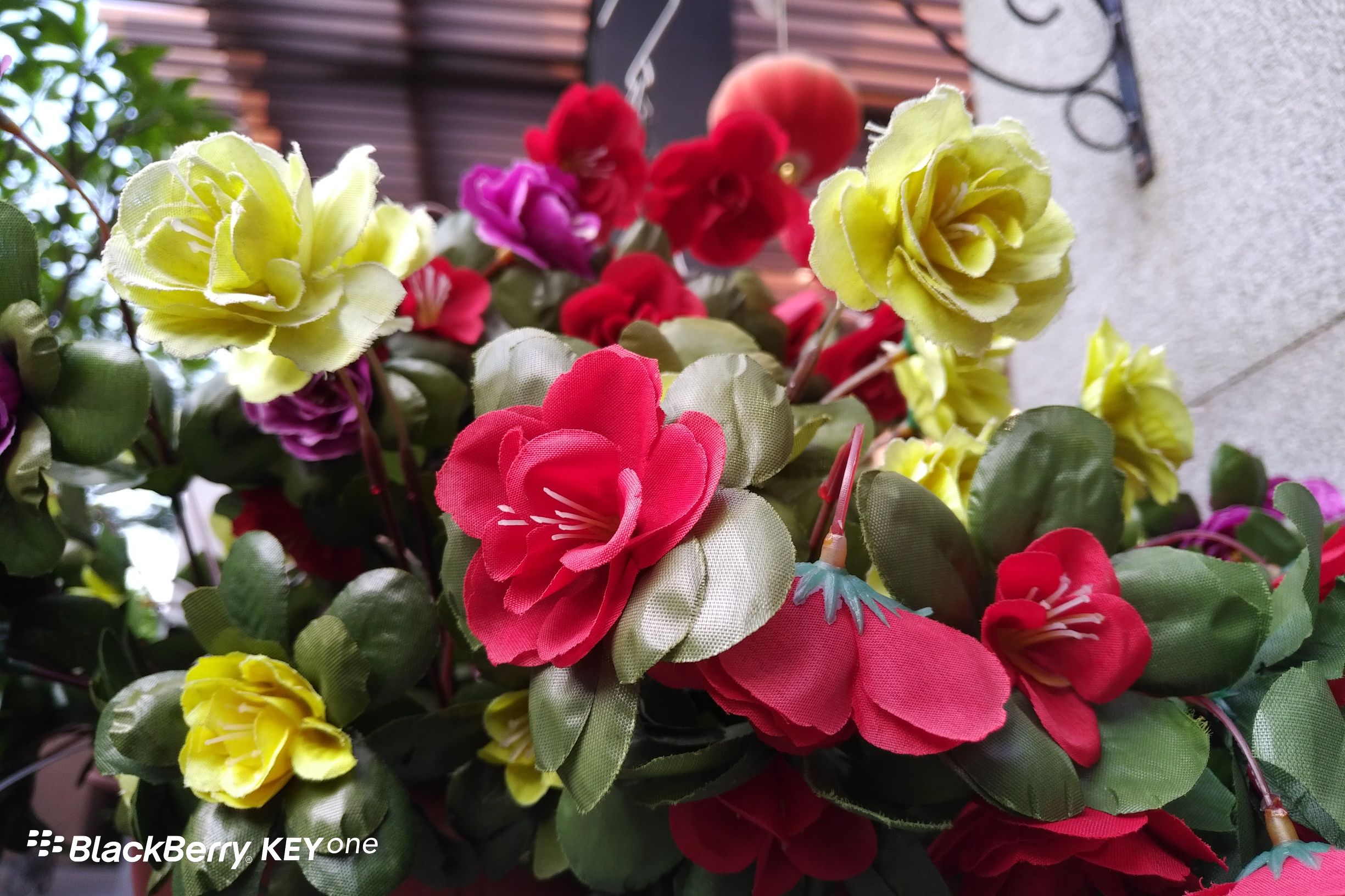 黑莓KeyOne国行上手评测：全键盘情怀的又一次升华