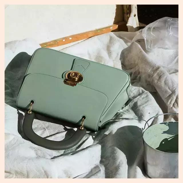 chanel刘雯包,杨幂刘雯香奈儿同款包