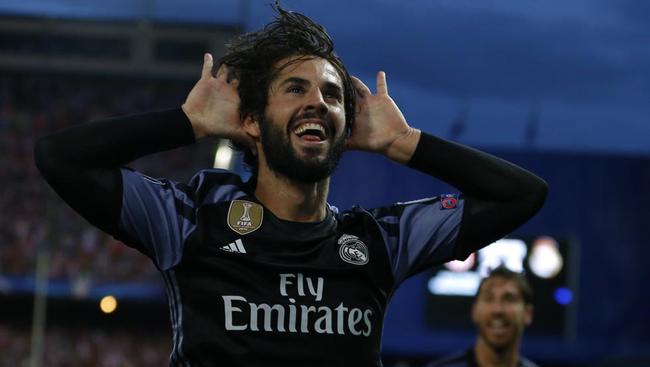 伊斯科盘带和威刚哪个好,伊斯科变向盘带连过七人