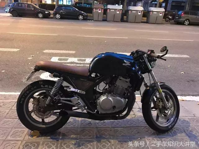 西班牙都喜欢开什么车,中国人在西班牙开什么车的多