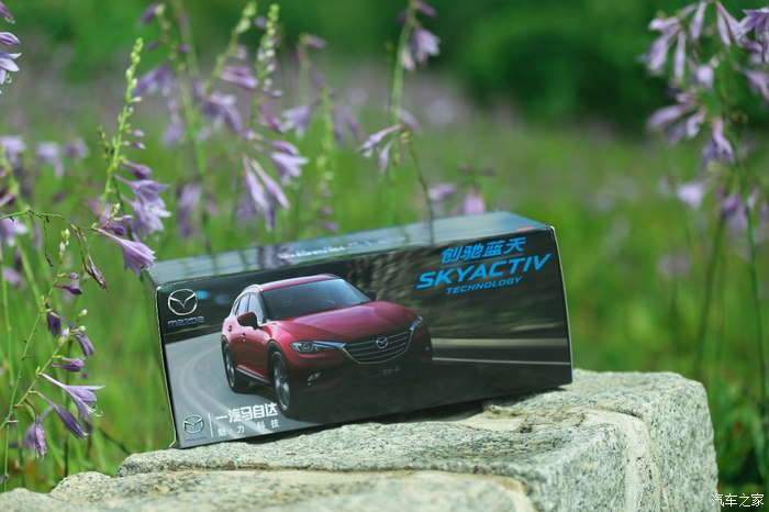 新款马自达cx-4车模型,马自达cx-4后备箱细节图