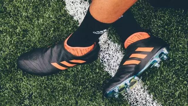 迷妹们都爱买爱豆代言的产品表忠心，这双暂时买不到的鞋先来了解