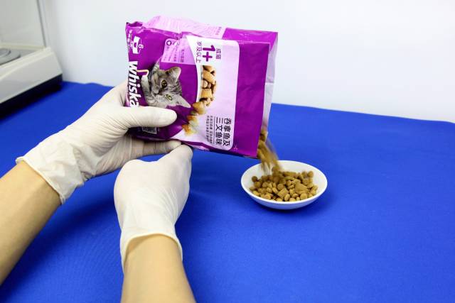 麦富迪猫粮喂流浪猫怎么样,喂流浪猫哪些猫粮便宜实惠