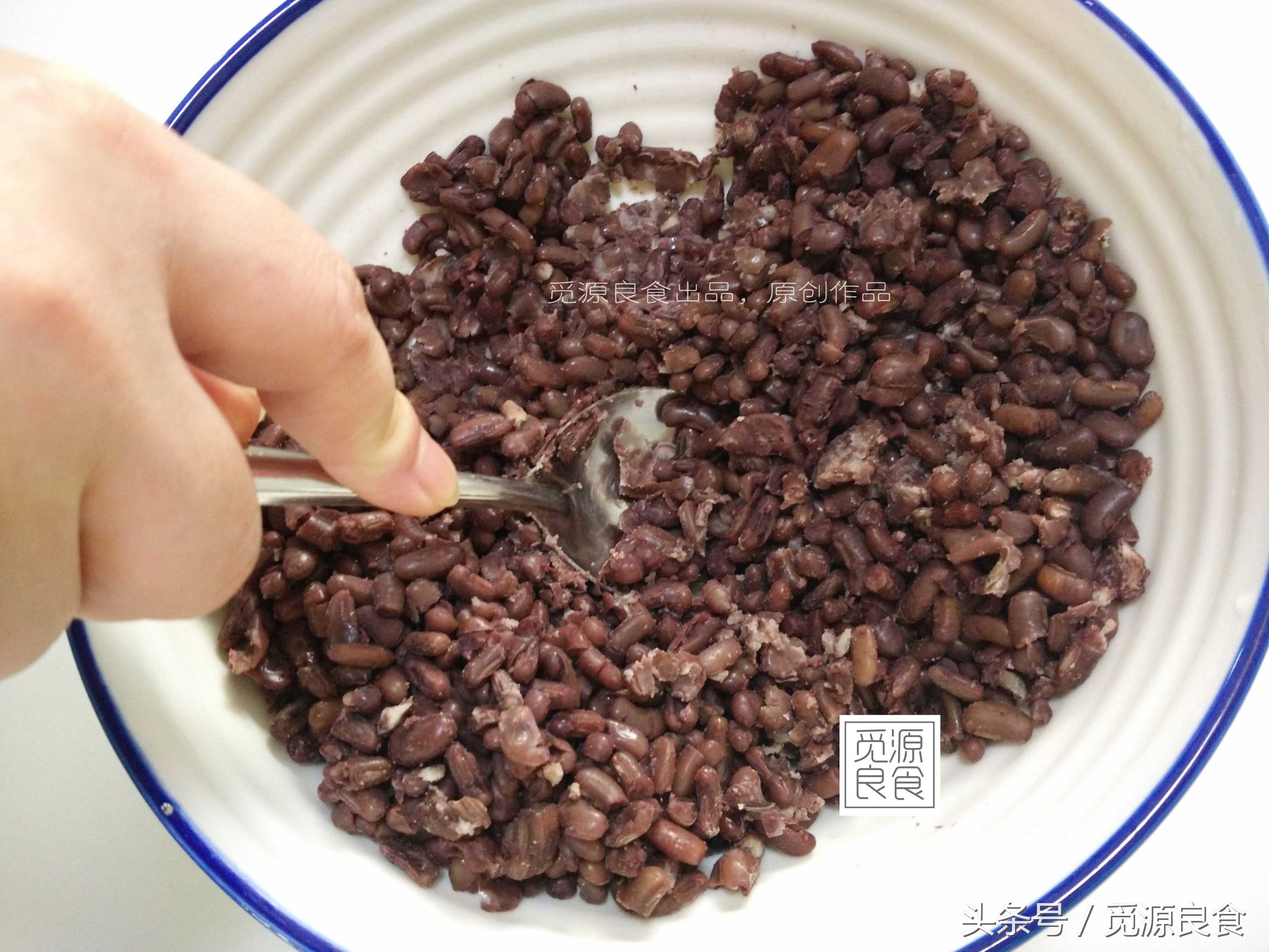 红豆沙变绵软,红豆沙甜一点用什么方法解决