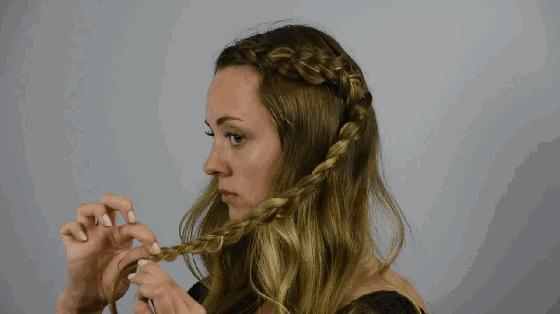 仙女式花环编发,戴头顶花环编发教程图解