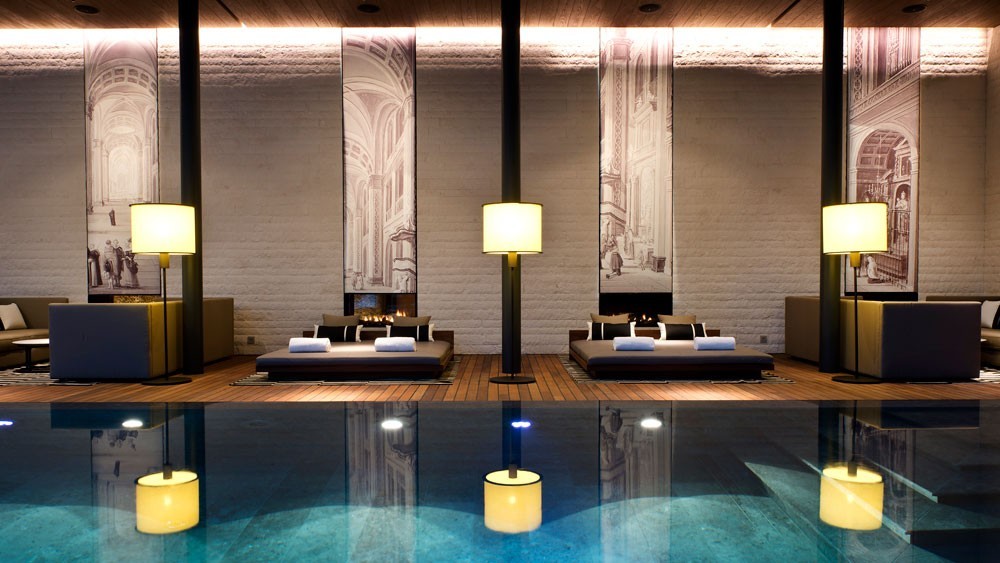 鐟炲+璐靛闈㈤儴spa,榛戠环甯pa鐟炲+