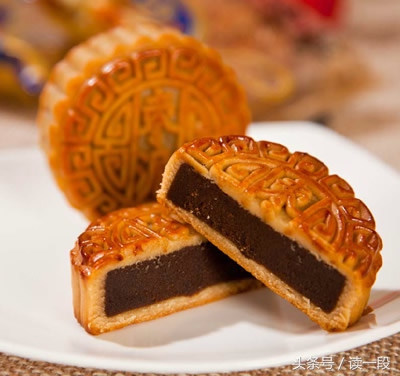 你们那管洗澡搓下来的泥叫什么?我们这叫“人渣”