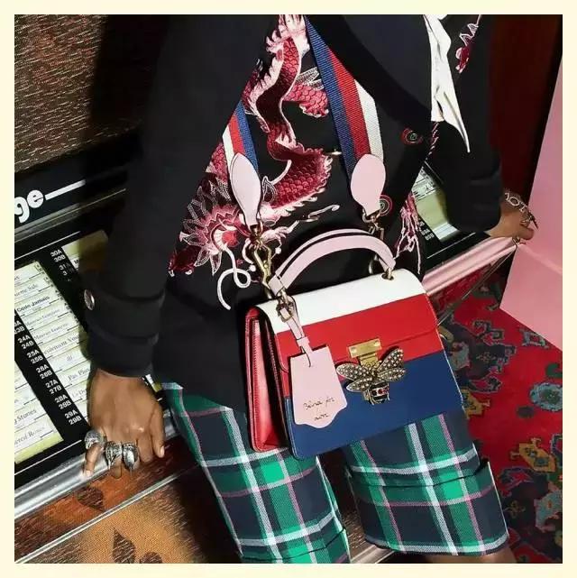 chanel刘雯包,杨幂刘雯香奈儿同款包