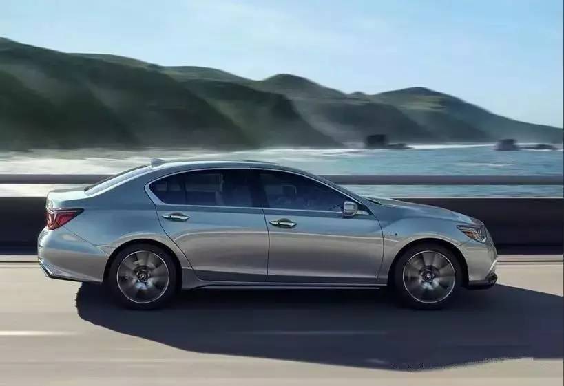 日系豪华品牌最新混动车,最便宜的日系轿车