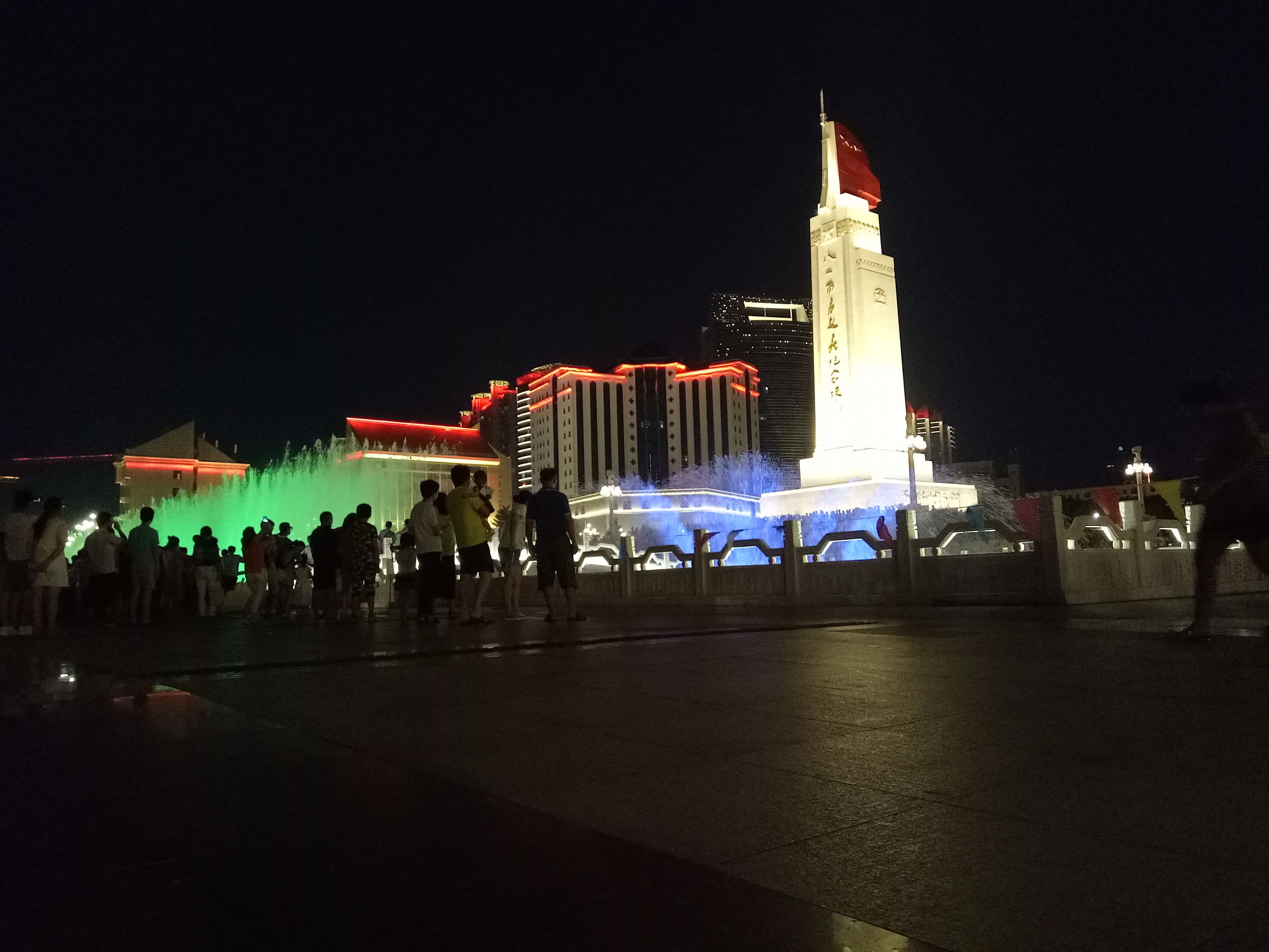 南昌八一广场改造花了多少钱,南昌市八一广场改造工程