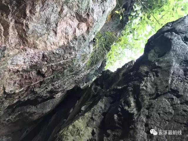 感叹石林的鬼斧神工,感叹云浮