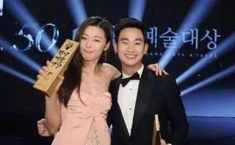 难道外星人也有“手瘫”的毛病?