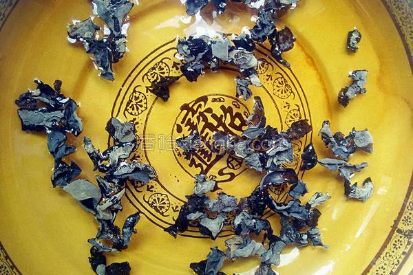 木耳怎样做才不会中毒,木耳怎么做都好吃