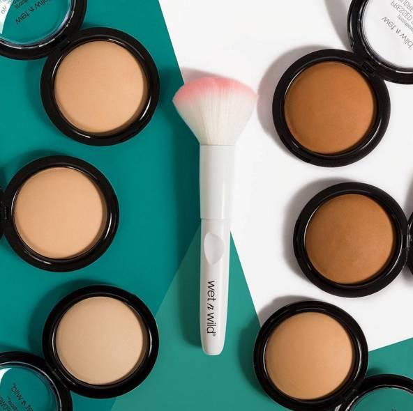 一两百块钱的彩妆真的好用吗,彩妆好一点和一般的区别