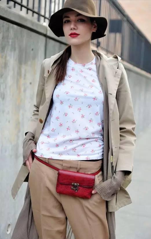 你花1000块买的包，背上却像卖菜的