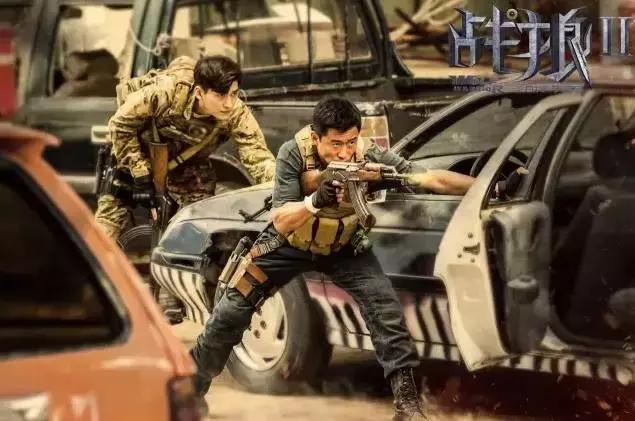 《战狼2》上映13天、狂揽34亿！那么，吴京能分到多少钱？