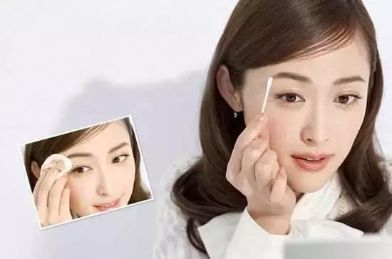 热天脱妆出油怎么办,大热天脱妆很严重怎么办