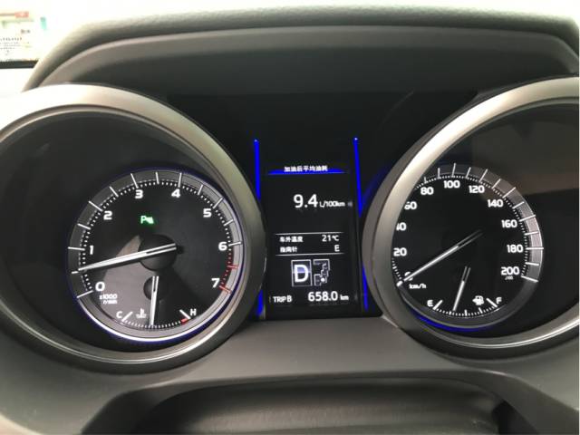 2.4t普拉多百公里真实油耗,车评人讲述普拉多4000